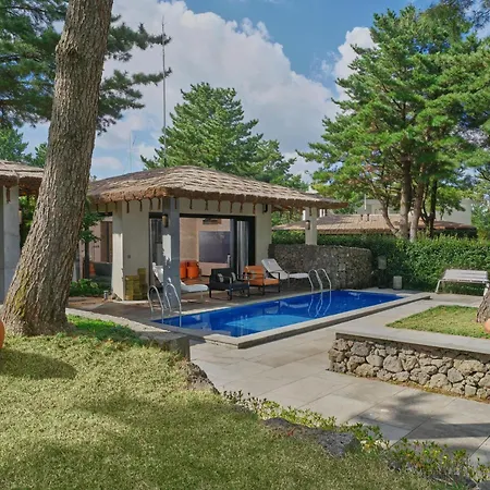 Amber Pure Hill Hotels & Resorts Jeju Exterior photo