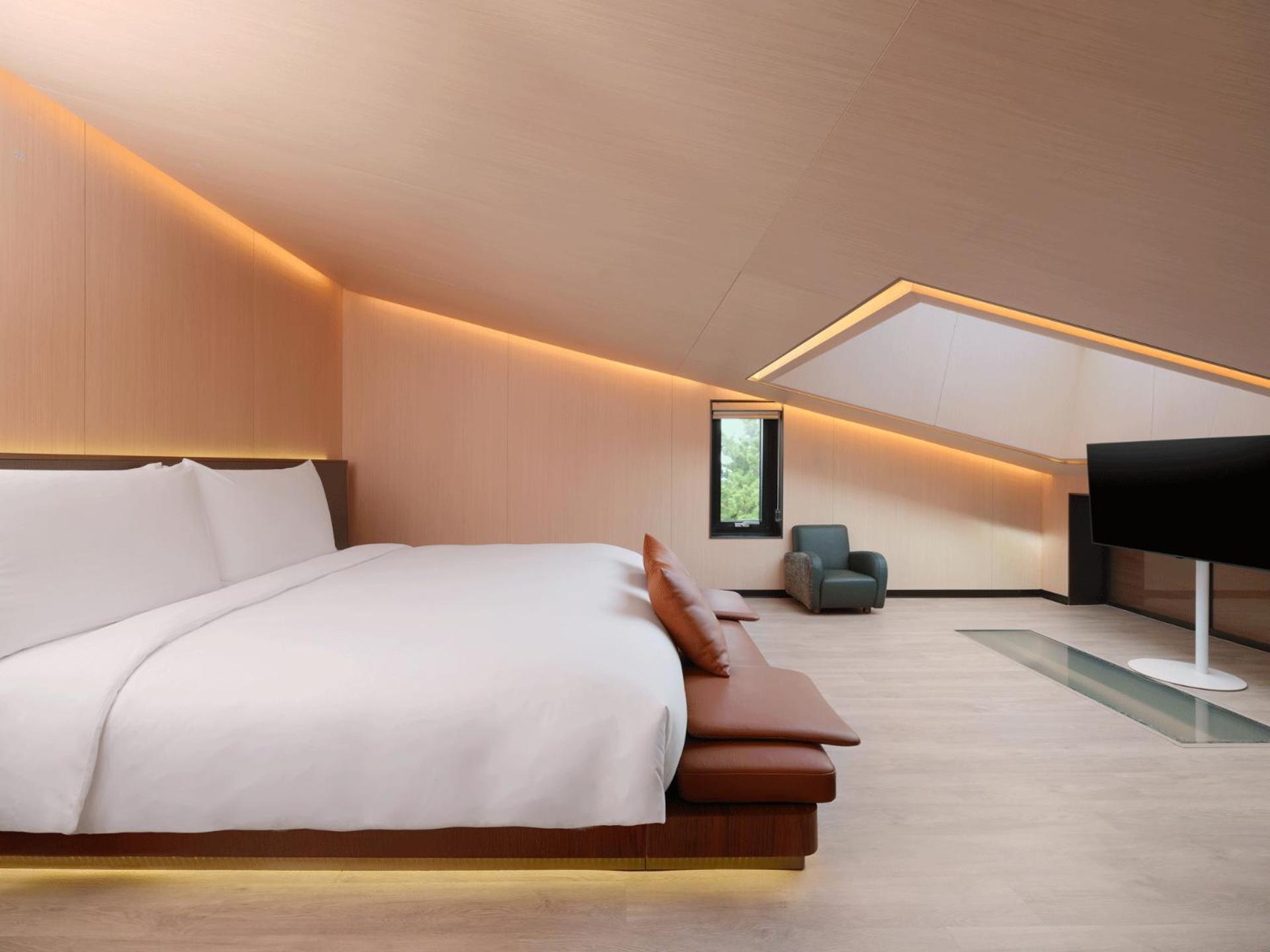 Amber Pure Hill & Hotel Jeju